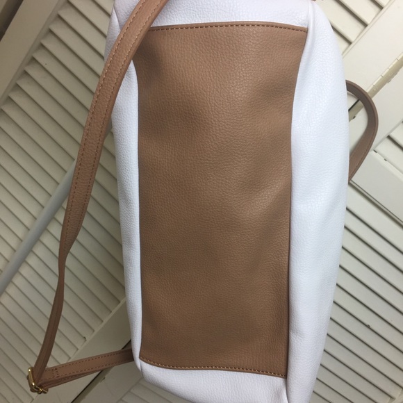 TOMMY HILFIGER WHITE & TAN LEATHER HANDBAG PURSE - Picture 5 of 8
